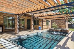 15 Whisperwood Circle