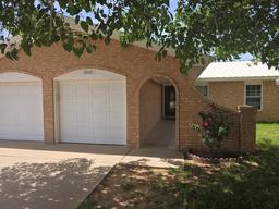 5025 Winchester Ave — Fleetwood