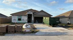 1406 Irigoyen Street — KING''S LANDING