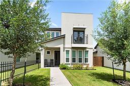 10202 N 14th Street — Villas On Freddy