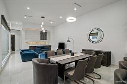 206 N Mockingbird Avenue — Redstone Estates