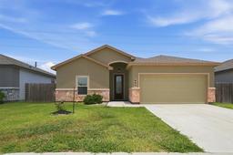 207 Bismarck Palm Circle — Fox Landing Sub