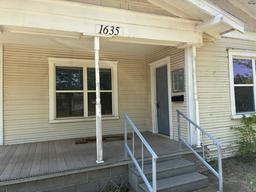 1635 Lucile Avenue — Southland