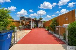 1717 E Polk St — PAREDES TRACT/BELLA VISTA ADDN