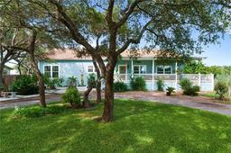 1708 W McClung — FRIESENHAHN SUBD UNIT 1