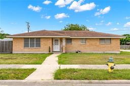 4326 Driftwood Place — Hamlin Place