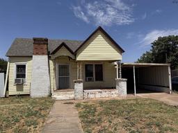 1316 N 3rd Street — Scotland