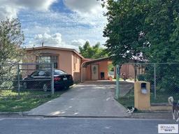 6635 Santa Anita Dr — CALIFORNIA ESTATES