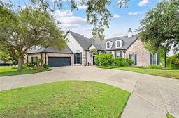 25 Great Lakes Drive — Great Lakes Estates