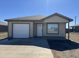 3606 E 3rd Place