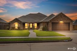 1743 Rockridge Street — Stone Lake