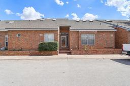 3533 Boyd Ave — Lone Oak