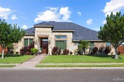 13519 N 36th Lane — El Pacifico