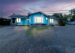 325 S Saunders Street — Aransas Pass-Townsite