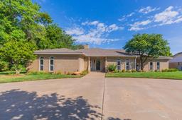6602 Roxton Drive