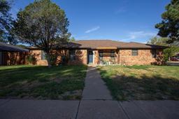 4000 OAKHURST Drive