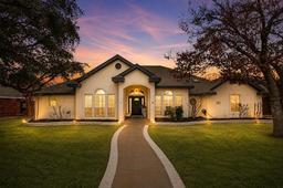 5329 Ridgefield Court — Green Tree North