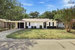 1427 Tanbark Road — Sunset Terrace