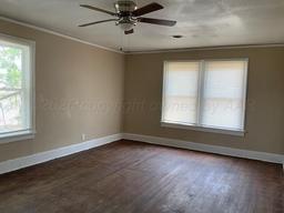 1504 S ONG #B Street