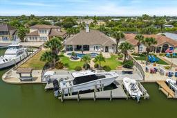313 Porpoise — Pelican Cove