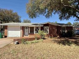 4508 Lockwood Drive — University Park East