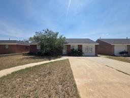 707 Devonian Dr