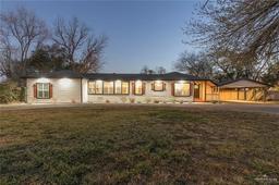 1709 Tamarack Avenue — Hart''s Acres