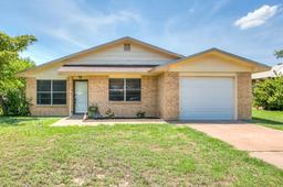 901 E 42nd Street — Bluebonnet Heights