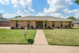 4517 Prince Edward Drive — Fountain Park South