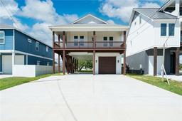 1007 S Live Oak Street — Doughty & Mathis
