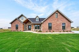 2400 S County Rd 1059 — Greenwood Country Estates