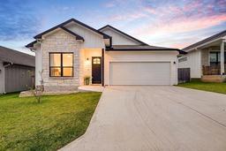 707 Cirrus Lane — Post Oak Village