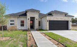 4904 Duke Avenue — Silverado Moon