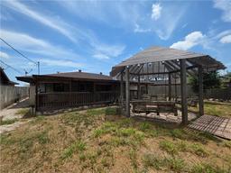 1905 Suntide Road — Douglas