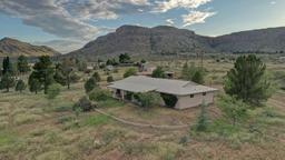 105 Canyon Dr