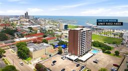 715 S Upper Broadway Street, Corpus Christi, TX, 78401