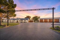 4513 Robin Lane — Melody Acres