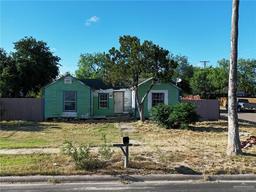 523 E Champion Street — Edinburg Original Townsite