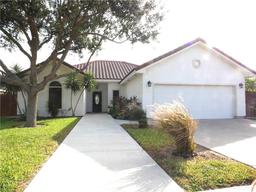 3505 Macquarie Drive — Los Lagos