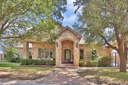 3201 Lantana Ct — Live Oak