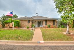 3709 Inglewood Drive — College Hills South