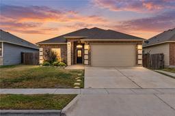 3826 Woodhouse Lane — Grange Park