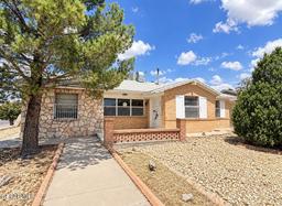 5601 FAIRBANKS Drive — Colonia Verde
