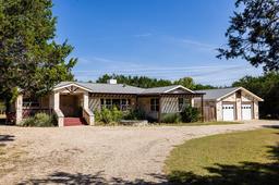 1121 Monroe Dr — Glen Oaks