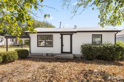 2909 Sherman Road — Fairview