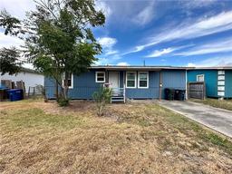 1725 Hickory Place — Greenwood Park