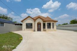 2110 Shelton Street — Home Acres