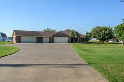 1786 FM 1177 — W T Waggoner