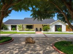 6115 Montana Ave — Ponderosa