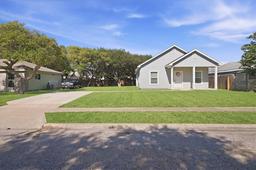 104 Pelican Avenue — Aransas Pass-Live Oak Estate